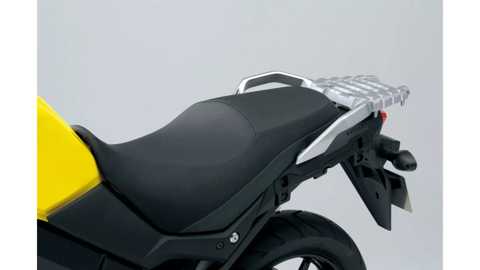 Suzuki V-Strom 650 XT - Image 10 Suzuki V-Strom 650 XT - Image 10