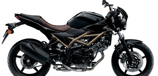 Ducati Monster 2022 vs Suzuki SV650X ABS 2022