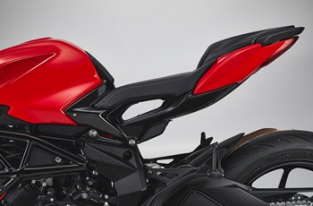 MV Agusta Brutale 800 Rosso 2022 - Bild 15 MV Agusta Brutale 800 Rosso 2022 - Bild 15