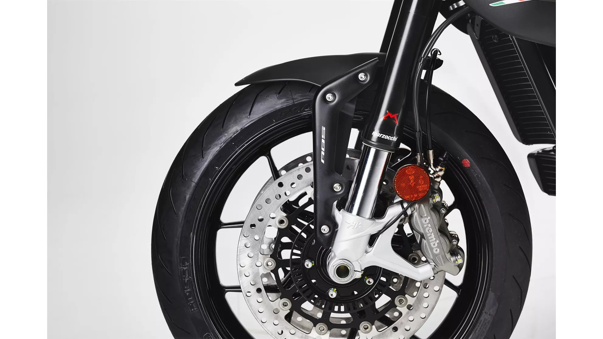 MV Agusta Dragster 800 Rosso - Image 5 MV Agusta Dragster 800 Rosso - Image 5