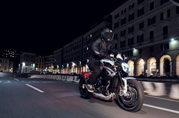 MV Agusta Dragster 800 RR SCS 2022 - Bild 10
