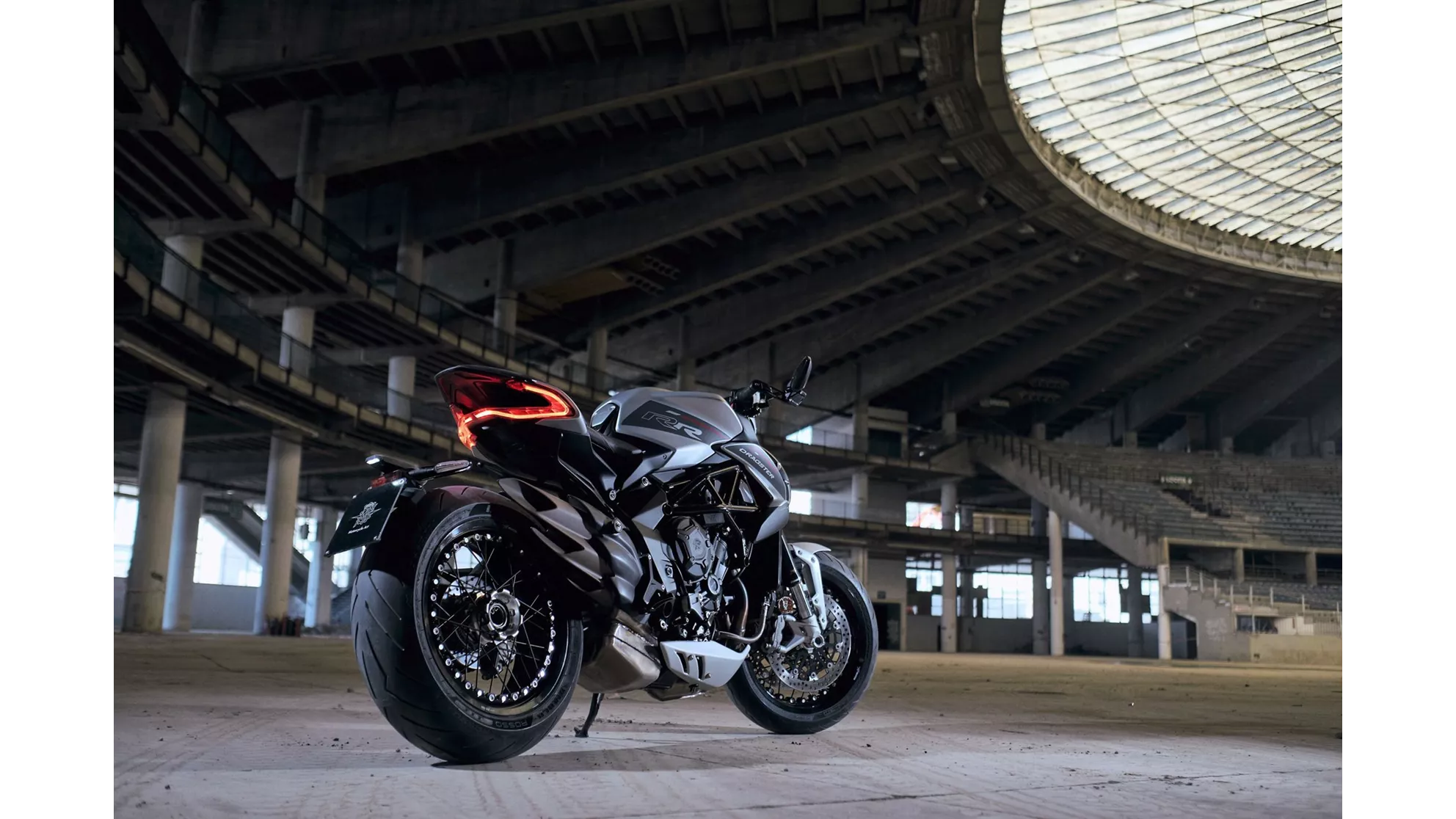 MV Agusta Dragster 800 RR SCS - Image 10 MV Agusta Dragster 800 RR SCS - Image 10