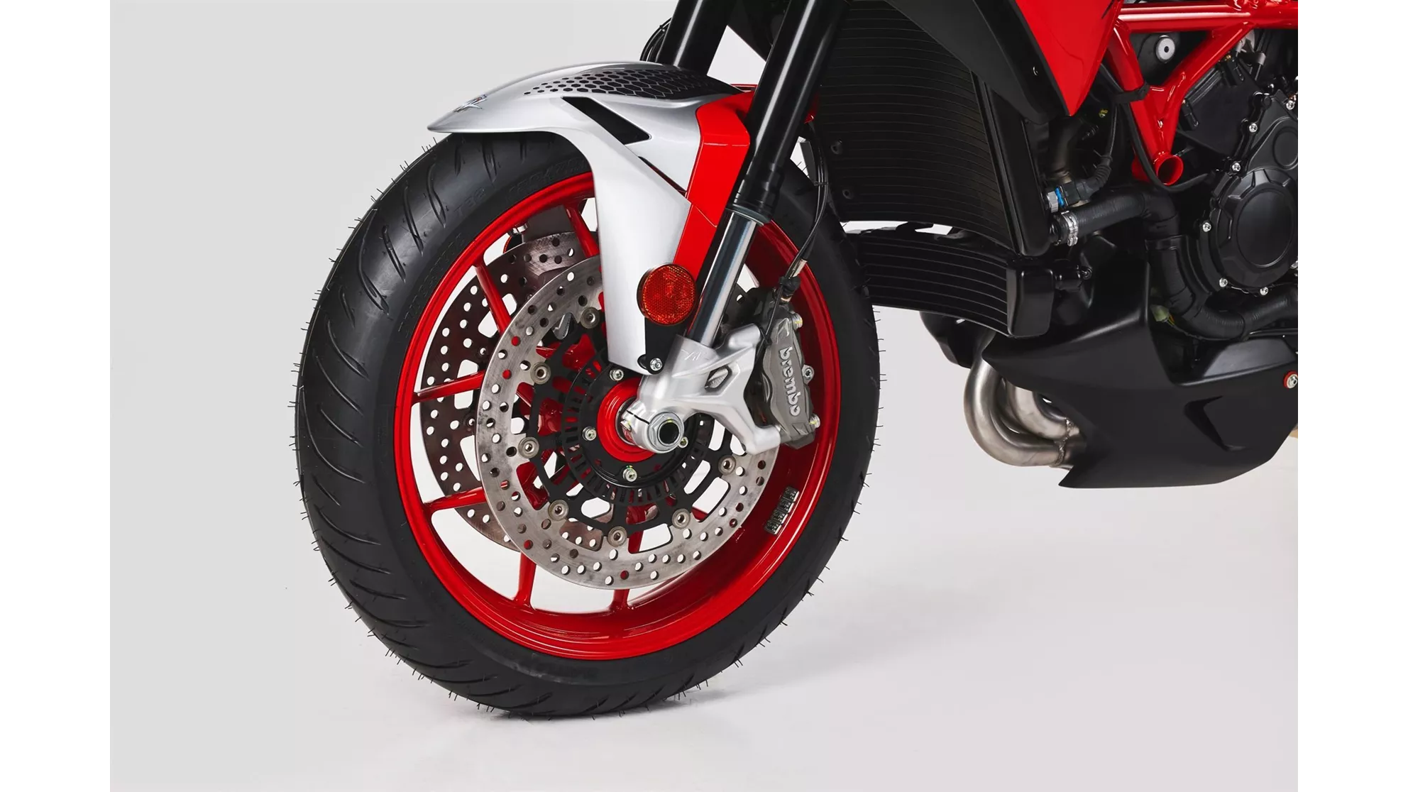 MV Agusta Turismo Veloce 800 RC SCS - Image 2 MV Agusta Turismo Veloce 800 RC SCS - Image 2