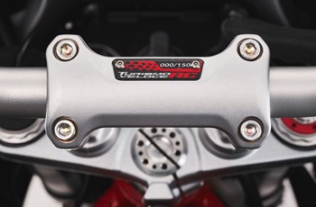 MV Agusta Turismo Veloce 800 RC SCS 2022 - Bild 19 MV Agusta Turismo Veloce 800 RC SCS 2022 - Bild 19