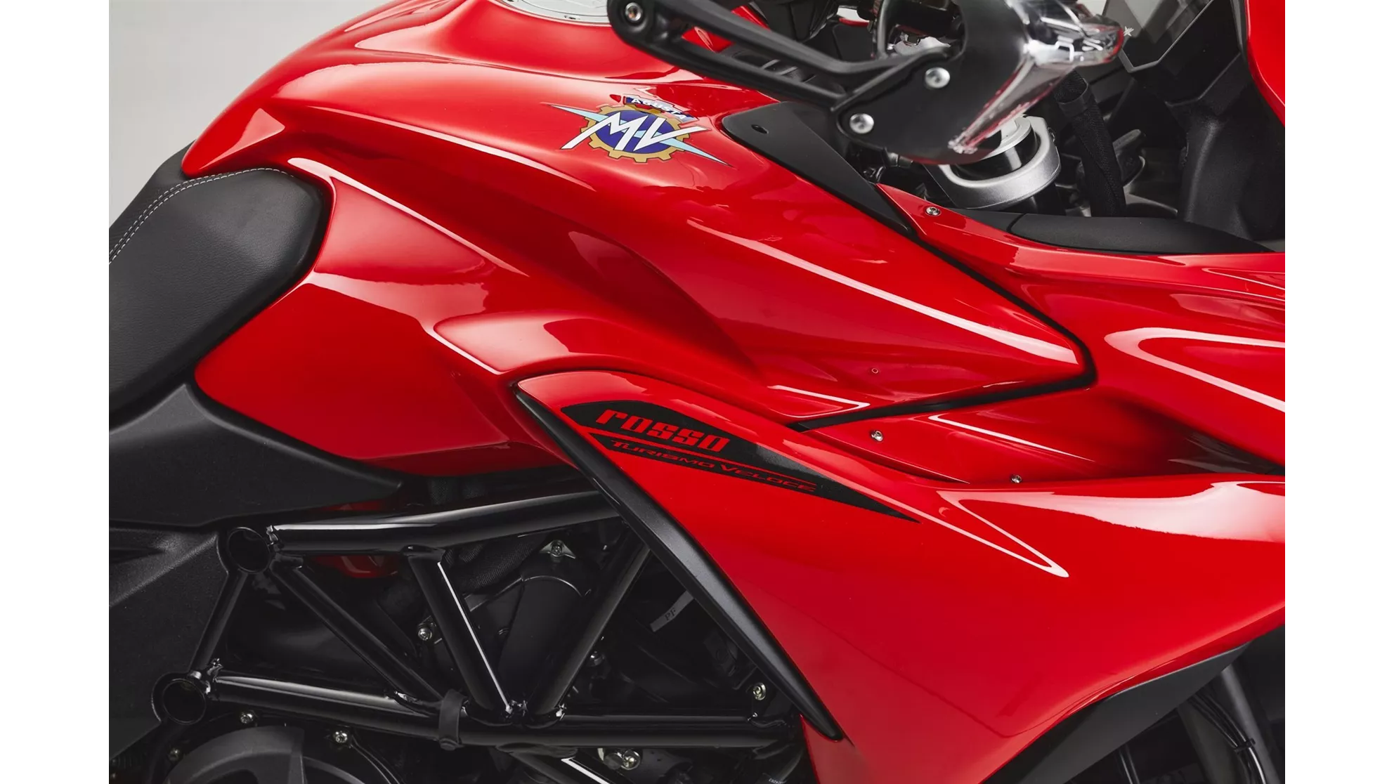 MV Agusta Turismo Veloce 800 Rosso - Image 5 MV Agusta Turismo Veloce 800 Rosso - Image 5