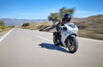 MV Agusta Superveloce 800 S 2022 - Bild 8