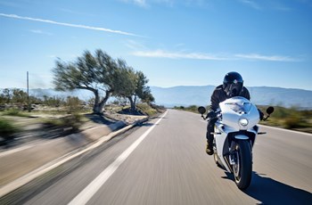 MV Agusta Superveloce 800 S 2022 - Bild 18