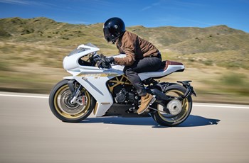 MV Agusta Superveloce 800 S 2022 - Bild 19