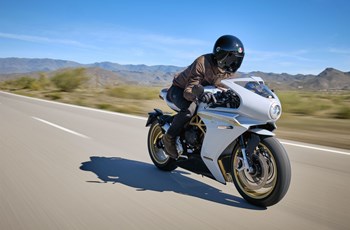 MV Agusta Superveloce 800 S 2022 - Bild 22