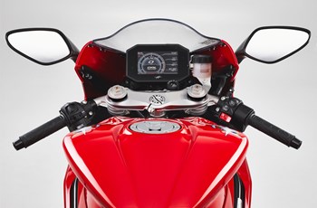 MV Agusta F3 800 Rosso 2022 - Bild 13 MV Agusta F3 800 Rosso 2022 - Bild 13
