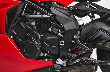 MV Agusta F3 800 Rosso 2022 - Bild 14 MV Agusta F3 800 Rosso 2022 - Bild 14