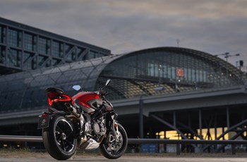MV Agusta Brutale 1000 RS 2022 - Bild 9