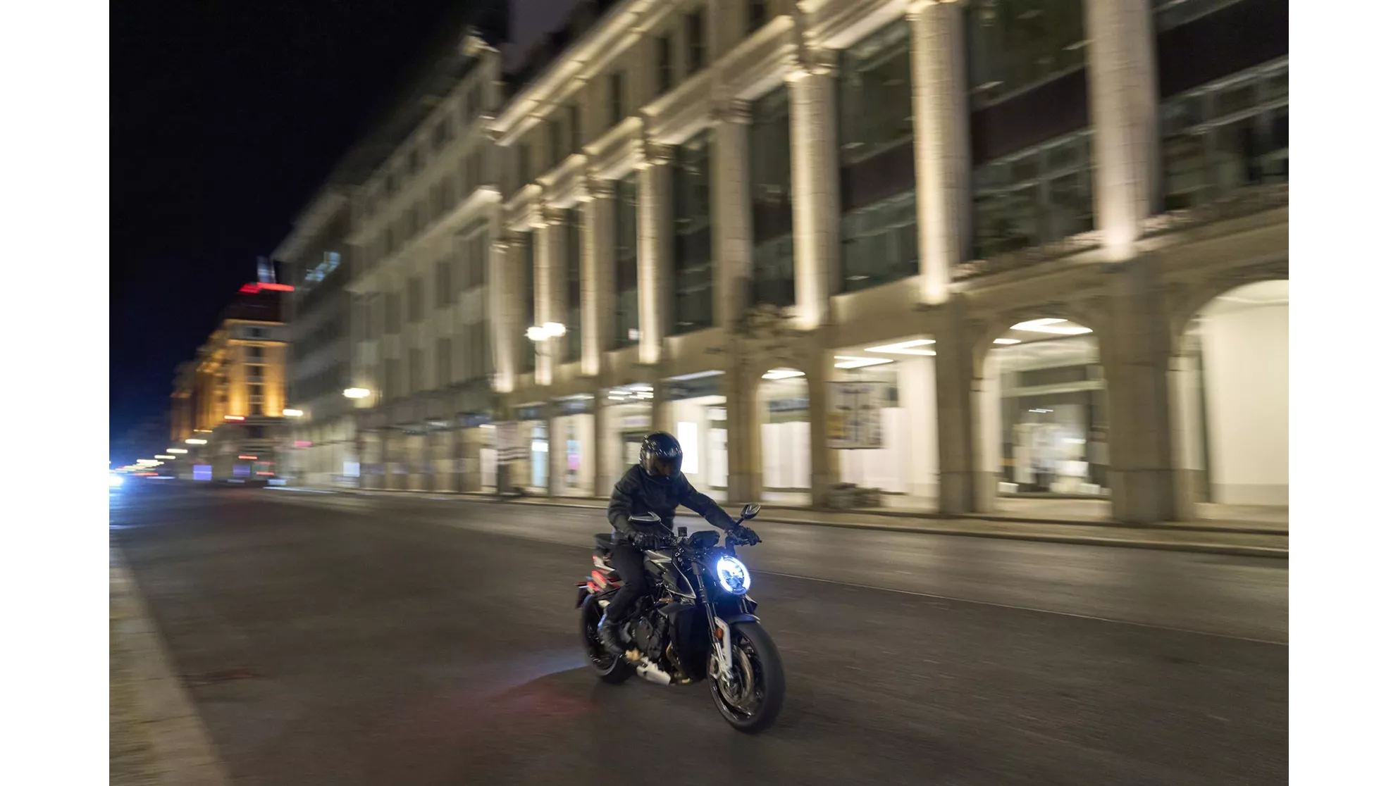 MV Agusta Brutale 1000 RS - Image 10 MV Agusta Brutale 1000 RS - Image 10