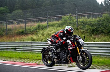 MV Agusta Brutale 1000 Nürburgring 2022 - Bild 15 MV Agusta Brutale 1000 Nürburgring 2022 - Bild 15