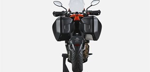 MV Agusta Turismo Veloce RC SCS 2022 vs MV Agusta Turismo Veloce 800 RC SCS 2023