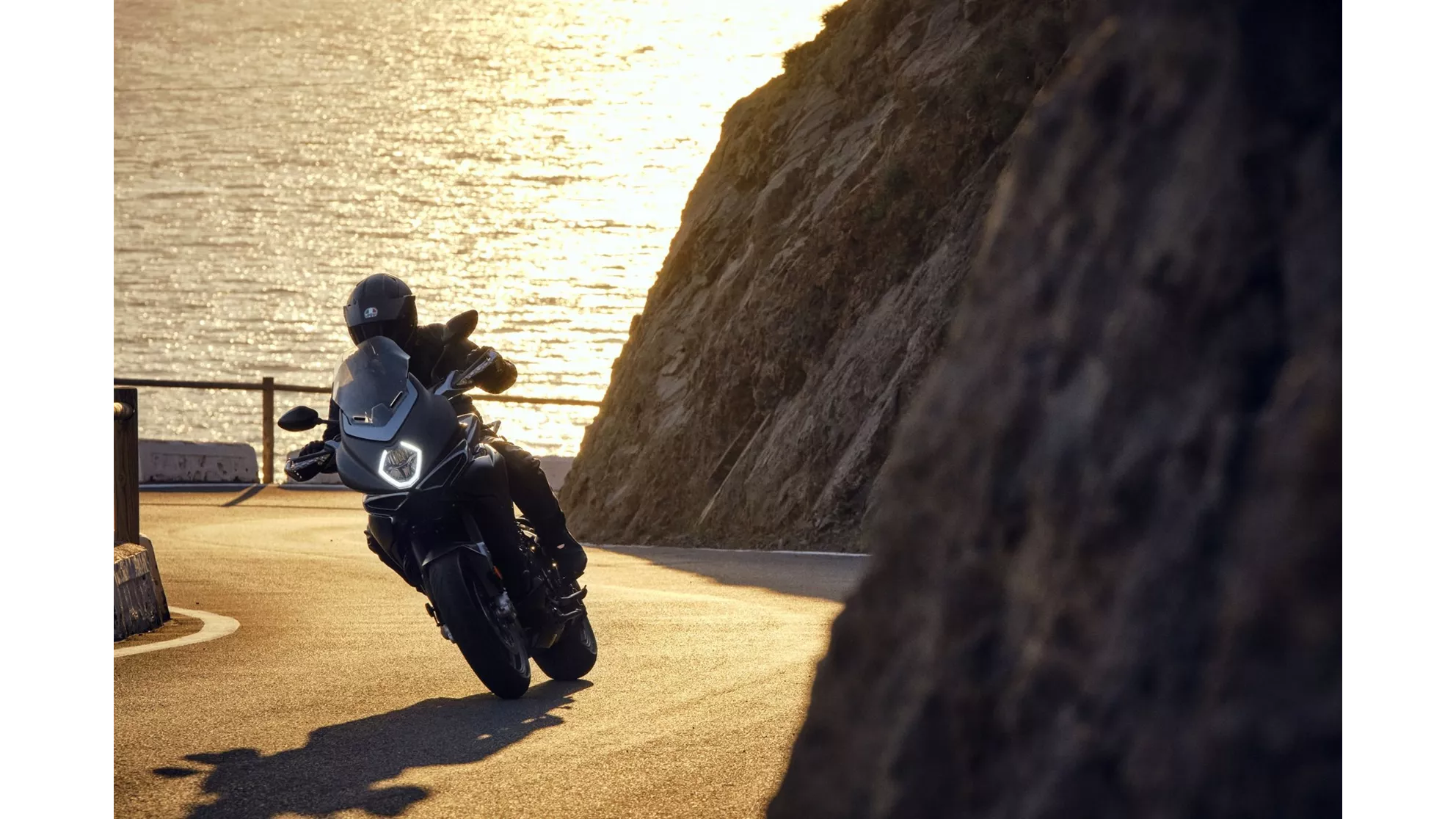 MV Agusta Turismo Veloce 800 Lusso - Image 15 MV Agusta Turismo Veloce 800 Lusso - Image 15