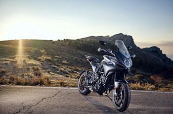 MV Agusta Turismo Veloce 800 Lusso 2022 - Bild 20 MV Agusta Turismo Veloce 800 Lusso 2022 - Bild 20