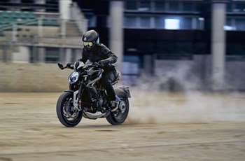 MV Agusta Dragster 800 RR 2022 - Bild 9 MV Agusta Dragster 800 RR 2022 - Bild 9