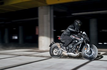 MV Agusta Dragster 800 RR 2022 - Bild 25 MV Agusta Dragster 800 RR 2022 - Bild 25