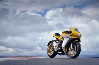 MV Agusta Superveloce 800 2022 - Bild 11