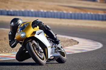 MV Agusta Superveloce 800 2022 - Bild 13