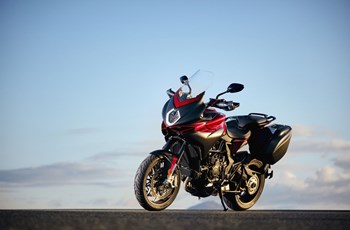MV Agusta Turismo Veloce 800 Lusso SCS 2022 - Bild 3