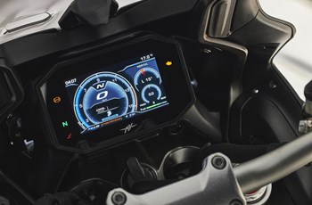 MV Agusta Turismo Veloce 800 Lusso SCS 2022 - Bild 9