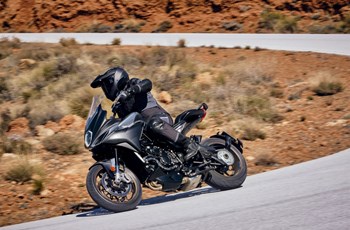 MV Agusta Turismo Veloce 800 Lusso SCS 2022 - Bild 13