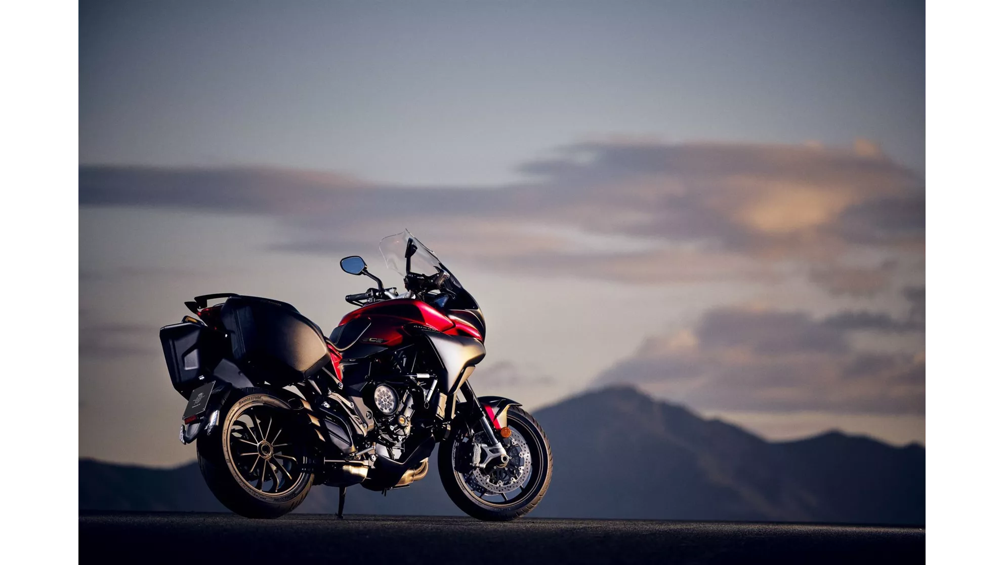 MV Agusta Turismo Veloce 800 Lusso SCS - Image 14 MV Agusta Turismo Veloce 800 Lusso SCS - Image 14