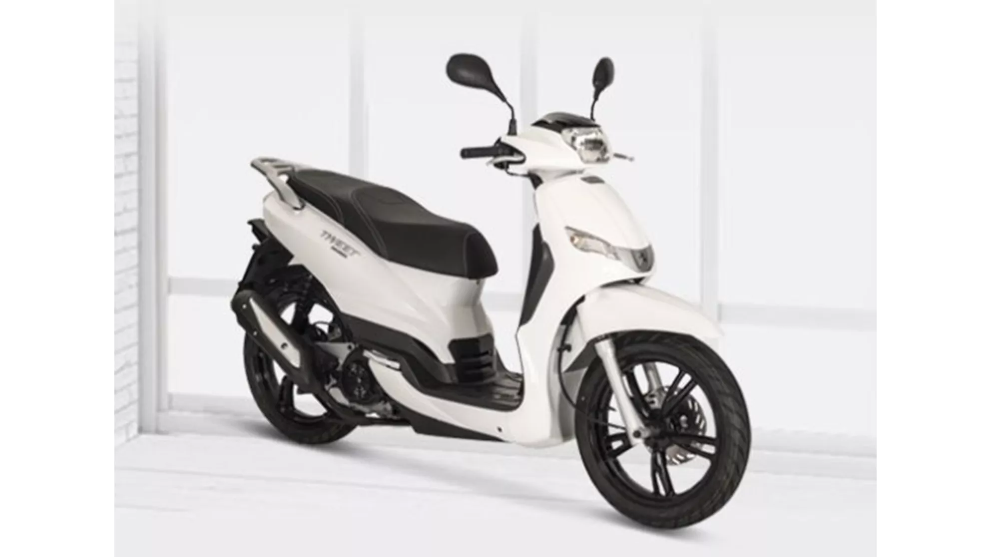 Peugeot Tweet 50 Active - Image 1 Peugeot Tweet 50 Active - Image 1