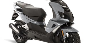 Peugeot Speedfight 4 50 4T 2025 vs Peugeot Speedfight 4 50 4T 2022