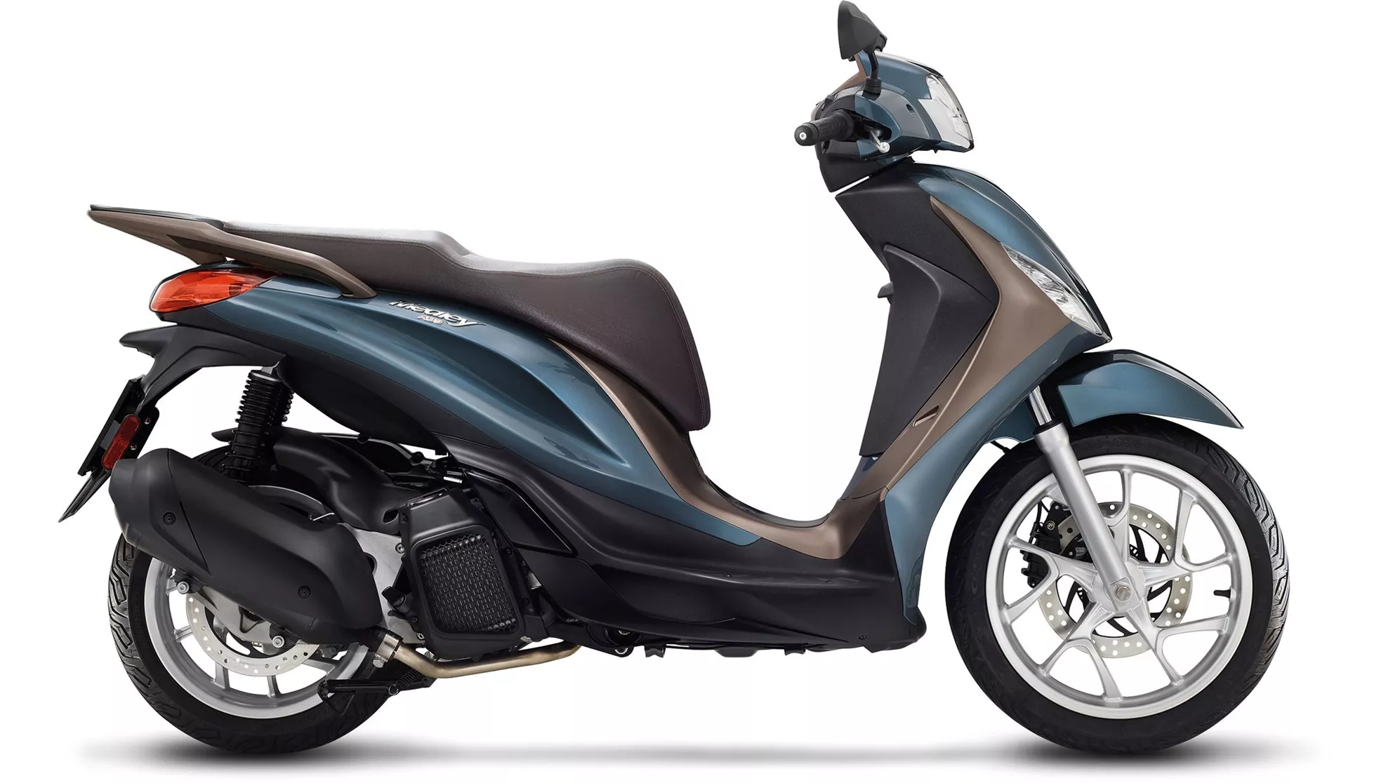 Piaggio Medley 150 - Image 2 Piaggio Medley 150 - Image 2