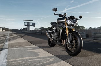 Triumph Speed Triple 1200 RS 2022 - Bild 7 Triumph Speed Triple 1200 RS 2022 - Bild 7