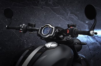 Triumph Rocket 3 R Black 2022 - Immagine 5