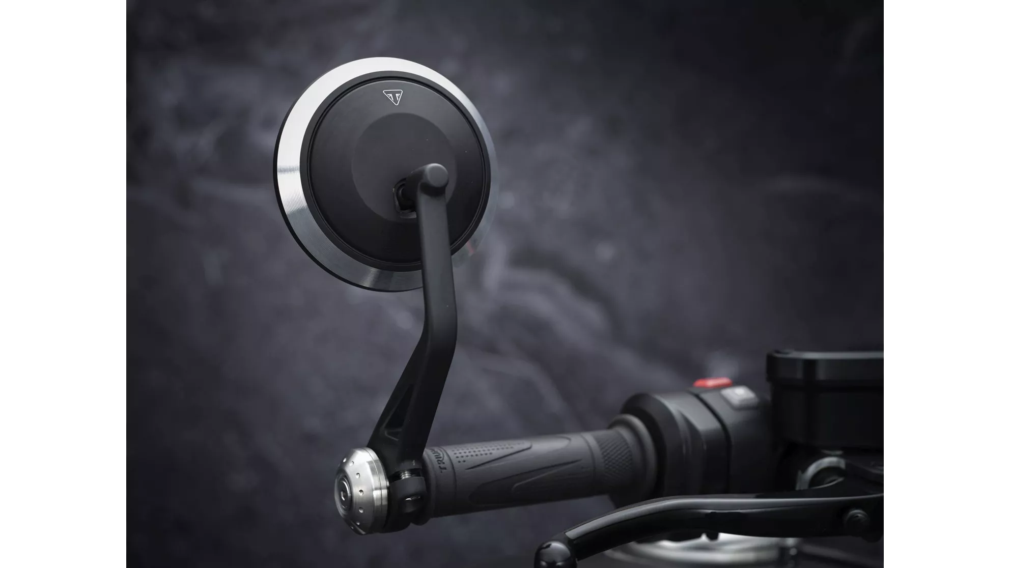 Triumph Rocket 3 R Black - Image 16 Triumph Rocket 3 R Black - Image 16