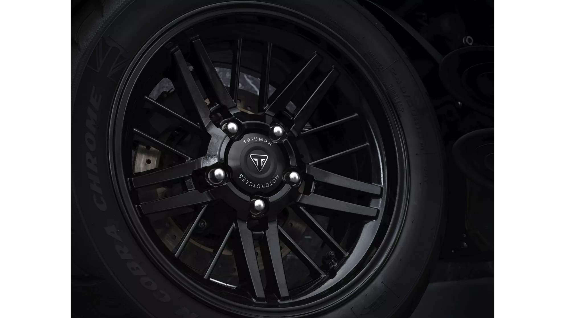 Triumph Rocket 3 R Black - Image 19 Triumph Rocket 3 R Black - Image 19