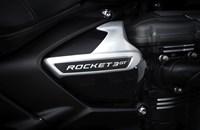 Triumph Rocket 3 GT Triple Black 2022 - Bild 14