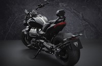 Triumph Rocket 3 GT Triple Black 2022 - Bild 17