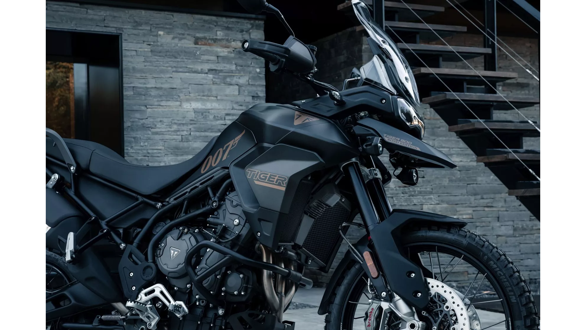 Triumph Tiger 900 Bond Edition - Image 5 Triumph Tiger 900 Bond Edition - Image 5