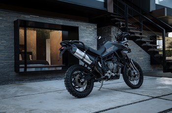 Triumph Tiger 900 Bond Edition 2022 - Bild 3