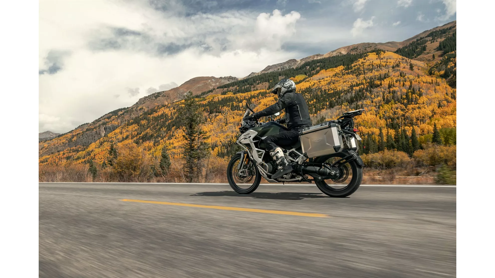 Triumph Tiger 1200 Rally Explorer - Image 2 Triumph Tiger 1200 Rally Explorer - Image 2
