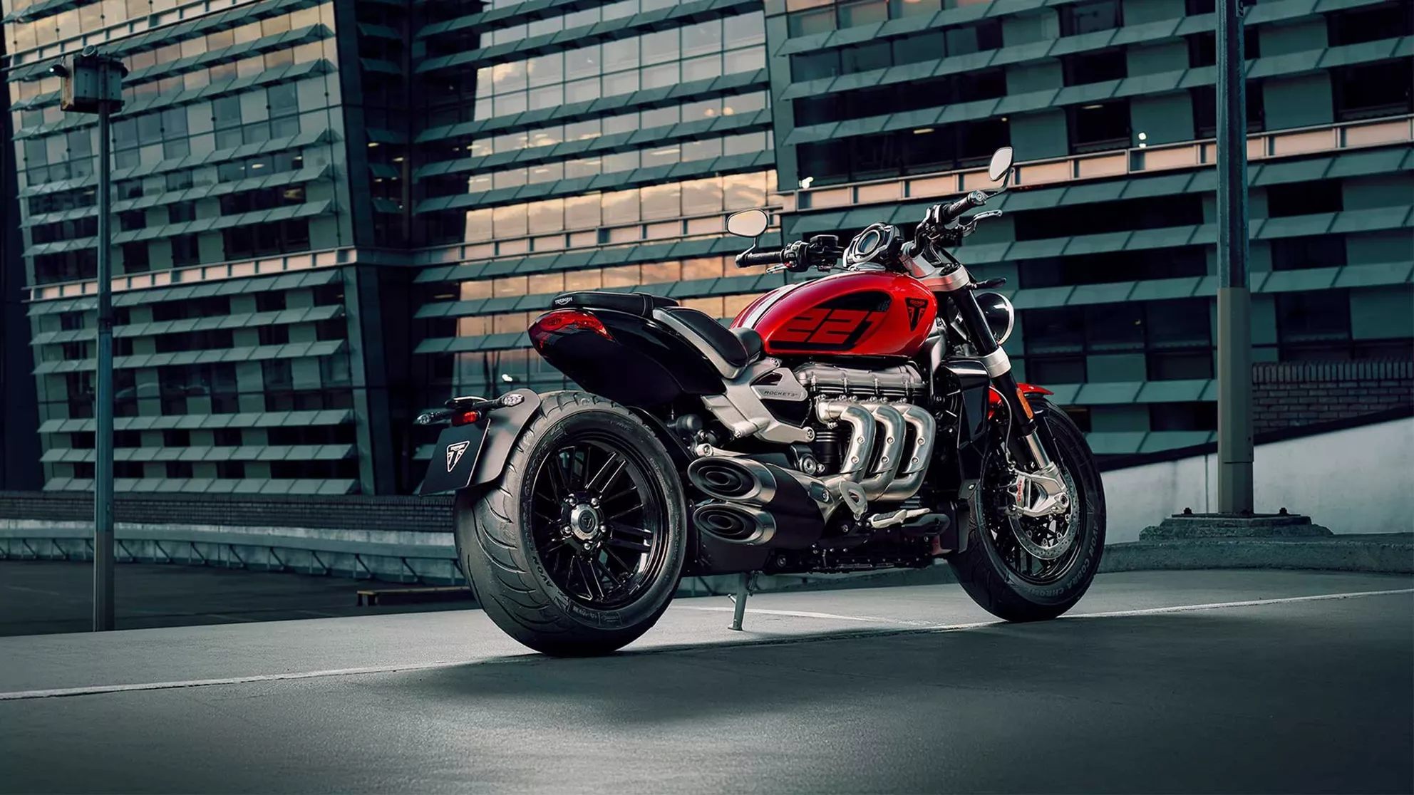 Triumph Rocket 3 R 221 Special Edition - Image 3 Triumph Rocket 3 R 221 Special Edition - Image 3