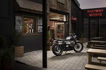 Triumph Street Scrambler 2022 - Immagine 32