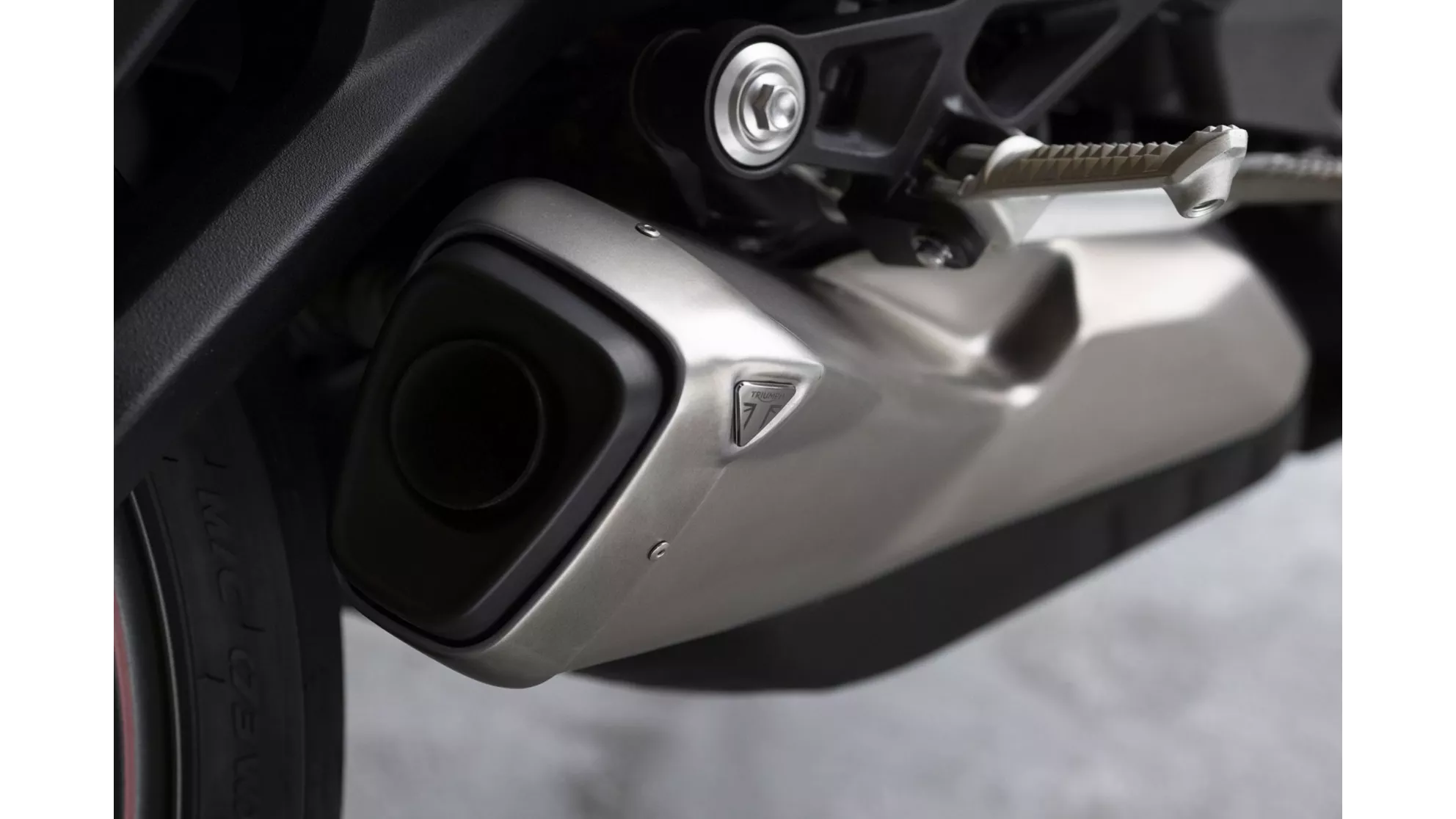 Triumph Street Triple 765 R - Image 5 Triumph Street Triple 765 R - Image 5