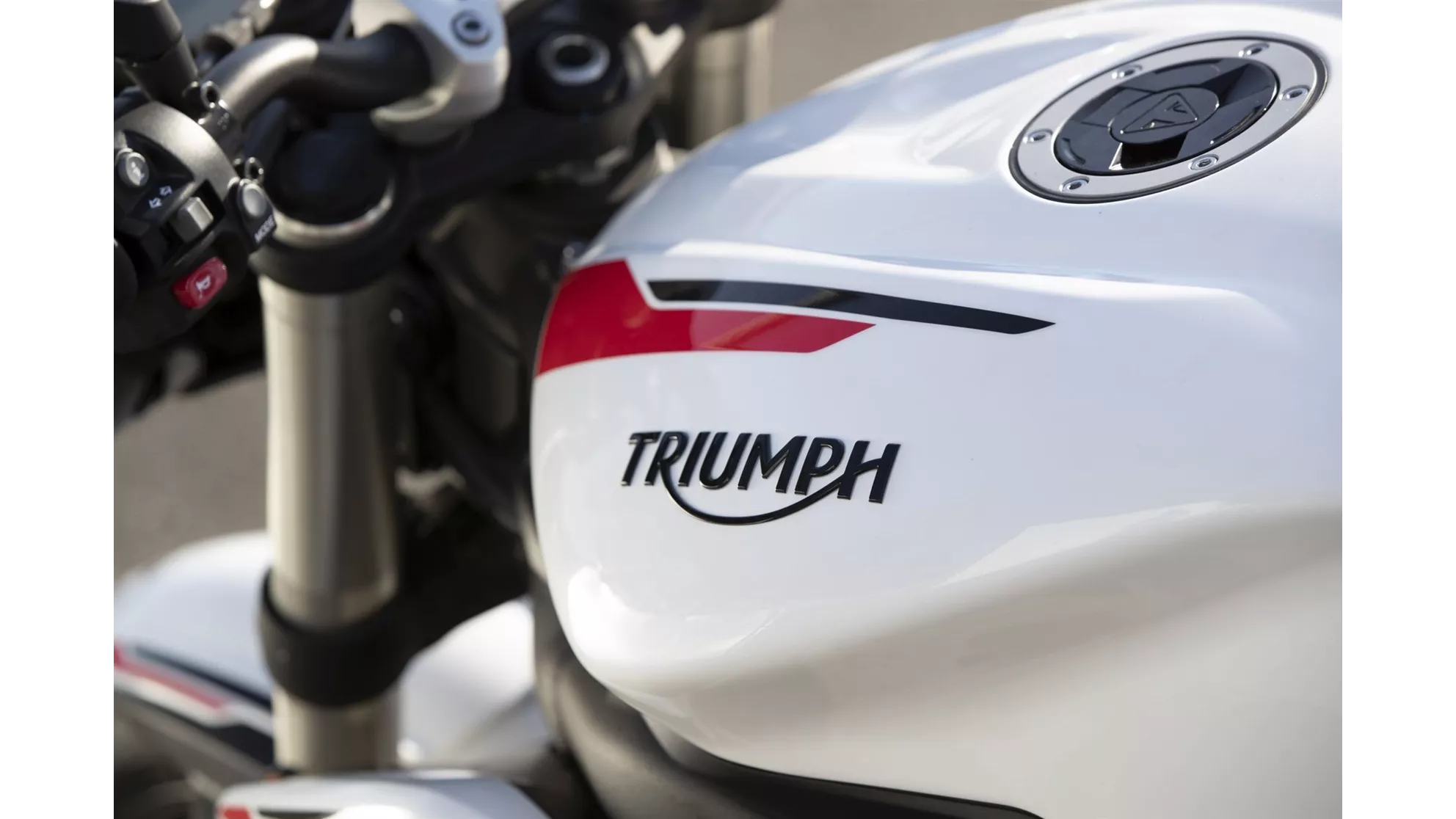 Triumph Street Triple S A2 - Image 18 Triumph Street Triple S A2 - Image 18