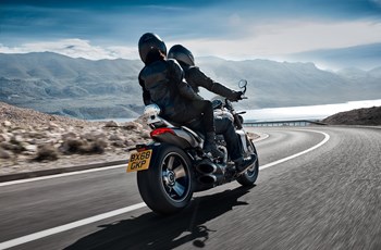 Triumph Rocket 3 GT 2022 - Bild 3