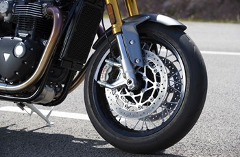 Triumph Thruxton RS 2022 - Bild 22