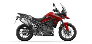 BMW F 800 GS 2025 vs Triumph Tiger 900 GT Pro 2022