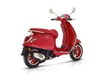 Vespa Primavera 125 (RED)