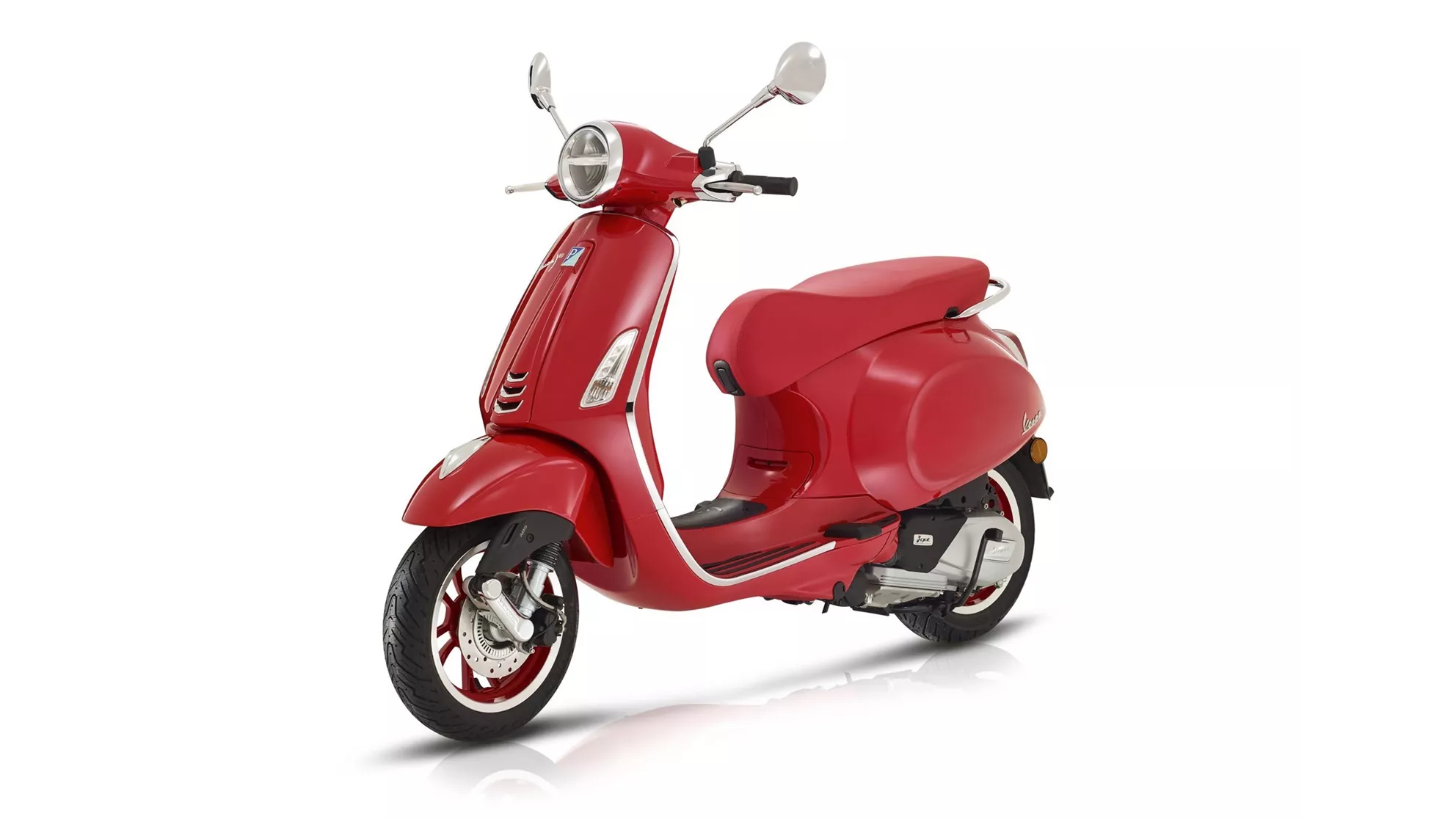 Vespa Primavera 125 (RED) - Image 4 Vespa Primavera 125 (RED) - Image 4